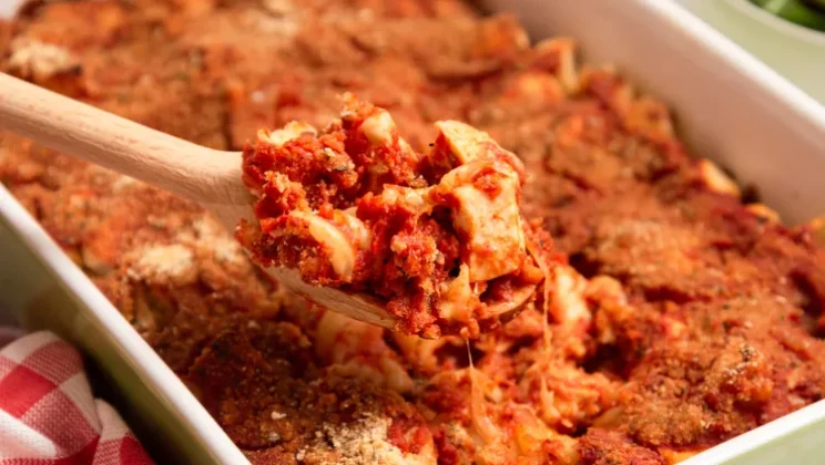 Chicken Parmesan Casserole Recipe: A Quick and Tasty Meal in Under 30 Minutes