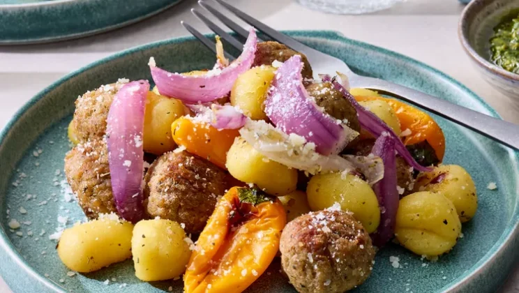 Meatball Gnocchi Sheet Pan Dinner Recipe: A Quick and Tasty Meal in Under 30 Minutes