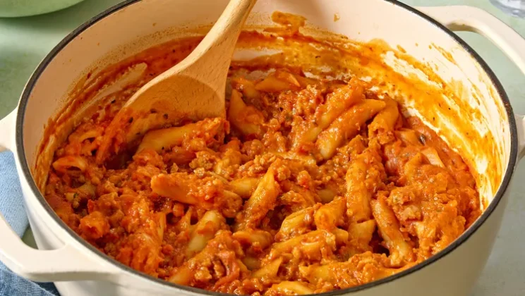 How to Make the Perfect One-Pot Tomato Sausage Pasta at Home